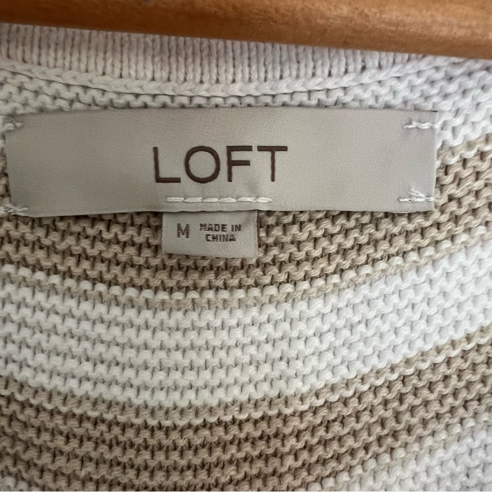 Loft Women’s White and Beige Striped Sweater Button Vest Tank Top Size Medium - Picture 5 of 7